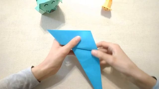 Оригами собачка виляющая хвостом!!! Легкая собачка. Origami dog wagging its tail!!! Light dog. смотреть онлайн