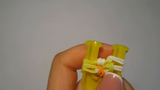 ДВОЙНОЙ МАЙАМИ плетение из резинок без станка на рогатке Rainbow Loom Bands смотреть онлайн