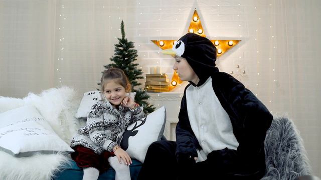 Важное мнение - Рождество. Дети встретили пингвина. подарочки в носочке. (9 выпуск) смотреть онлайн