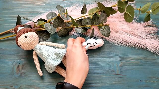 Навязала за неделю. Вязаные брелки и не только. смотреть онлайн