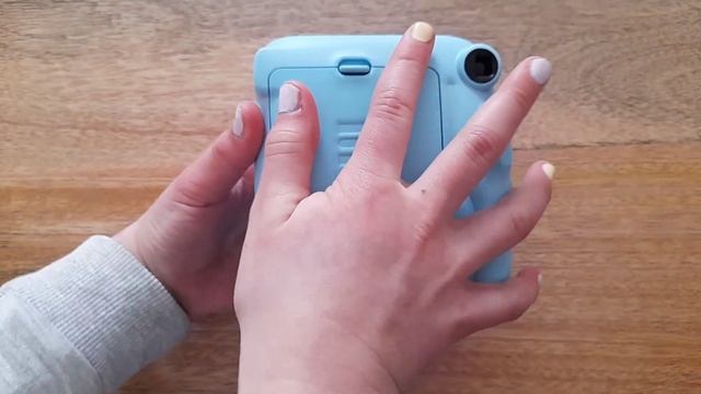 Fujifilm Instax mini 11 смотреть онлайн