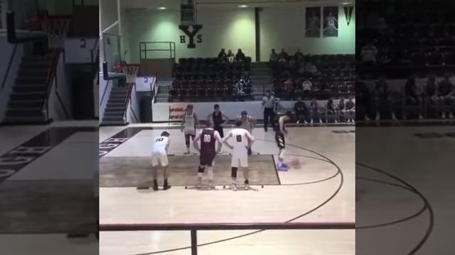 Basketball: Kid Attempts To Shoot Free Throw BACKWARDS In MID GAME смотреть онлайн