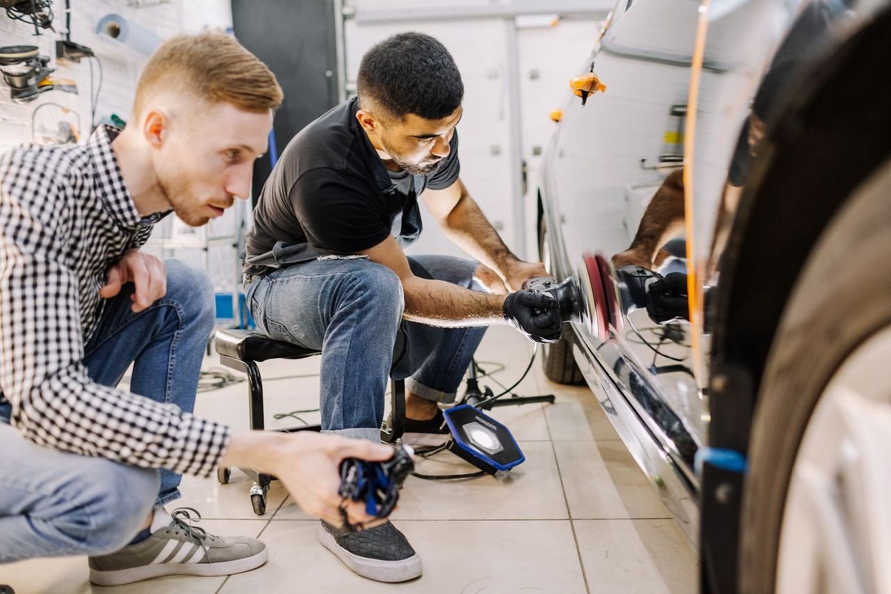 Как полировать автомобиль самому. Обучающий урок смотреть онлайн