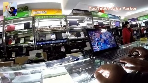 COMPUTER STORE IN NORTH KOREA