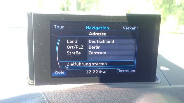 Audi A3 Sportback Modelljahr 2014 Navigation im kleinen MMI смотреть онлайн