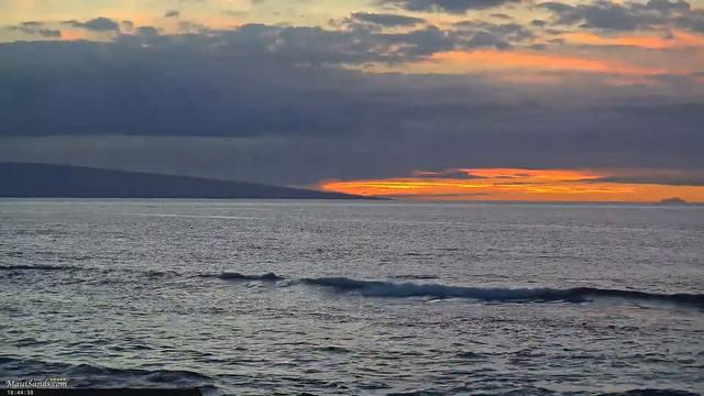 Закат и кит. Гавайский морской заповедник горбатых китов - Sunset and Whale смотреть онлайн