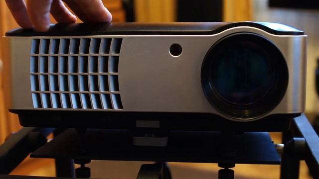 Обзор китайского 720 P LED проектора смотреть онлайн