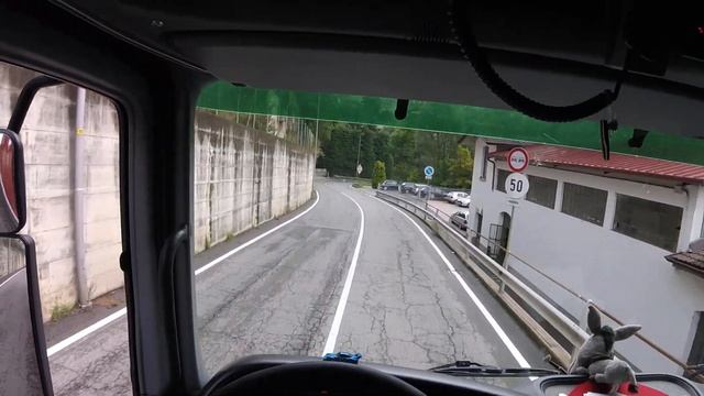 TRUCK POV 2:Actros 1844 Driving in the mountains! смотреть онлайн