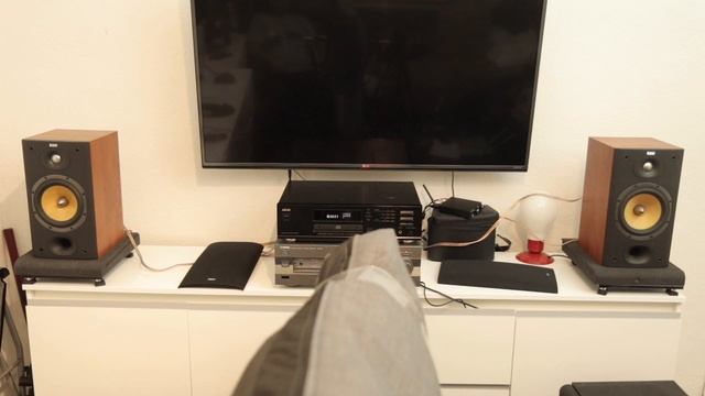 B&W 686 S2 vs B&W DM601 S3 -Audio test, Sound Demo 2 смотреть онлайн