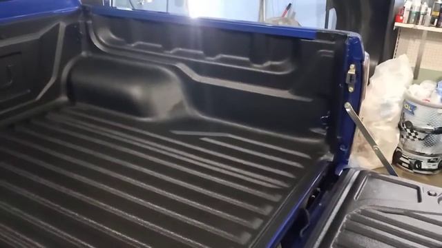 Оригинальный вкладыш для Isuzu D Max смотреть онлайн
