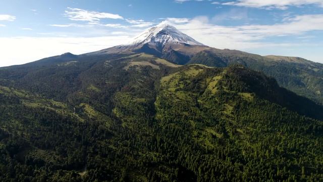 Popocatepetl Volcano Update; Alert Level Raised, Large Ash Emissions смотреть онлайн