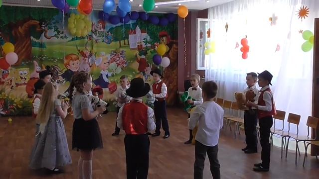 МДОУ 18 Выпускной 2019 Группа 13 Танец с игрушками смотреть онлайн