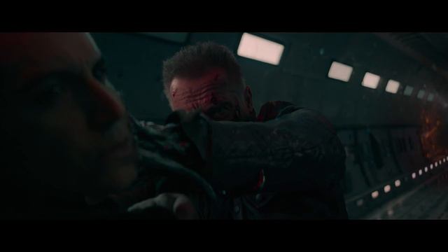 T-800 vs Rev-9 (Fight in Airplane) | Terminator: Dark Fate [UltraHD, HDR] смотреть онлайн