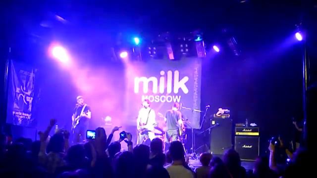 Vanilla Sky - Umbrella (live) смотреть онлайн