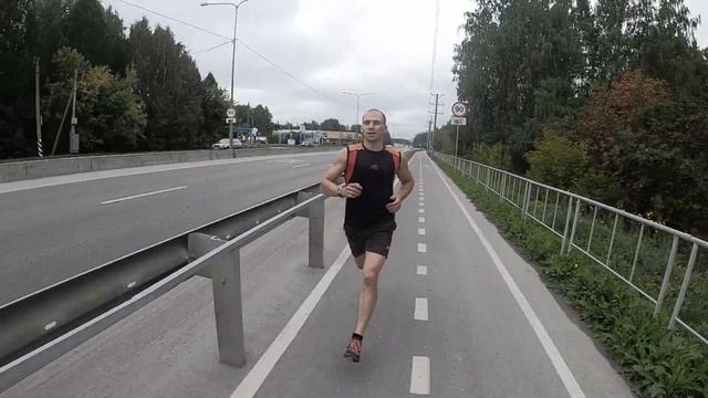 БЕГ - ПРОБЕЖАТЬ В ЛЕГКУЮ 1КМ ЗА 2 44 смотреть онлайн