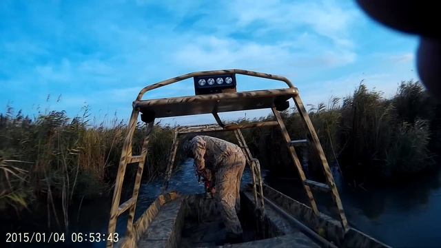 Болотоход 35 л с , лодка 5м смотреть онлайн