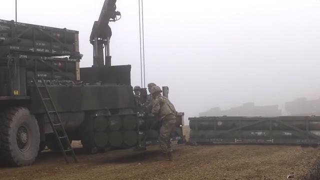 РСЗО М270 (США) на учениях в Германии. смотреть онлайн