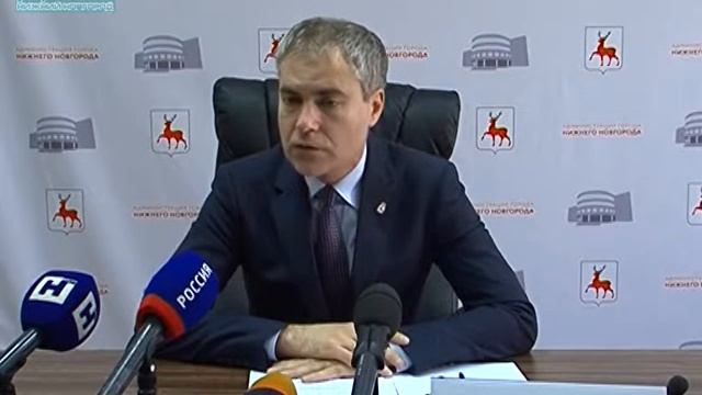 В Панов назначил директором департамента строительства и капитального ремонта Л Самухина смотреть онлайн