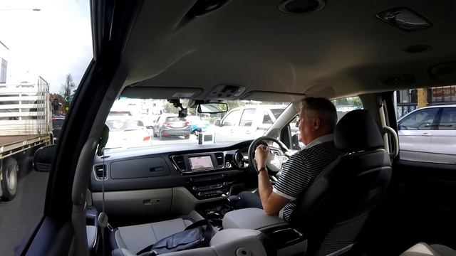 Kia Carnival the groovy people mover ROAD TEST смотреть онлайн