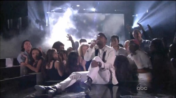 Miguel - Adorn (Billboard Music Awards)
