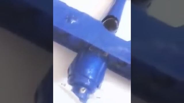 МАСТЕРКЛАС , КАК СДЕЛАТЬ САМОЛЬОТ ИЗ ПИВНЫХ БАНОК ?))))))) смотреть онлайн