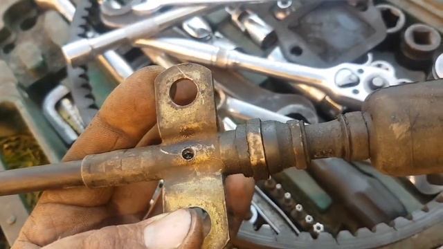 Ниссан дизель -ремонт тросиков переключения скоростей. смотреть онлайн