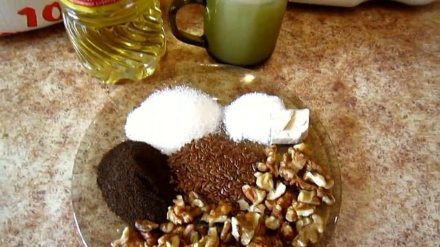 Хлеб с орехами и льняным семенем