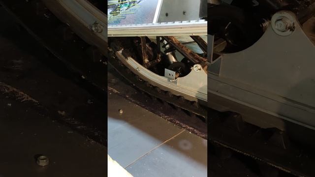 Царапки на снегоход Yamaha.. смотреть онлайн
