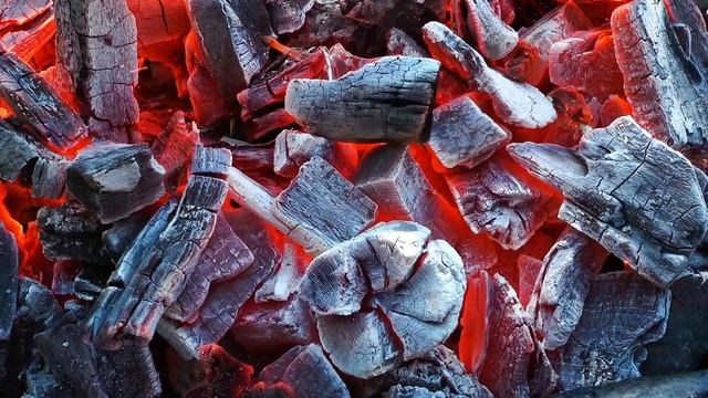 Футаж фон тлеющие разгорающие угли пламени смотреть онлайн