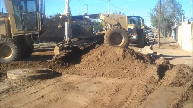 Comenzó pavimentación de calles en barrio Progreso смотреть онлайн