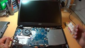 Разбираем и добавляем память ОЗУ в ноутбук Acer Extensa EX2530 P6YS