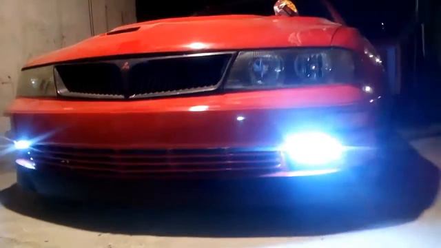 Mitsubishi Diamante смотреть онлайн