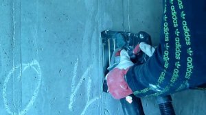 Работа штробореза Hilti , Metabo  и Bosh болгарки с кожухом