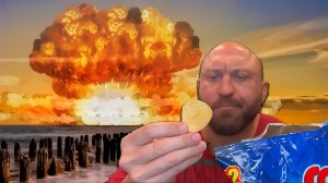 МУЖИК ЕСТ ЧИПСЫ 8K 60FPS