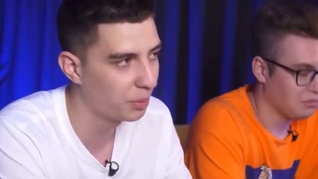 Где Влад А4 ?! Что с ним случилось ?! Он снимается в кино ?! Он переехал в Москву ?! смотреть онлайн