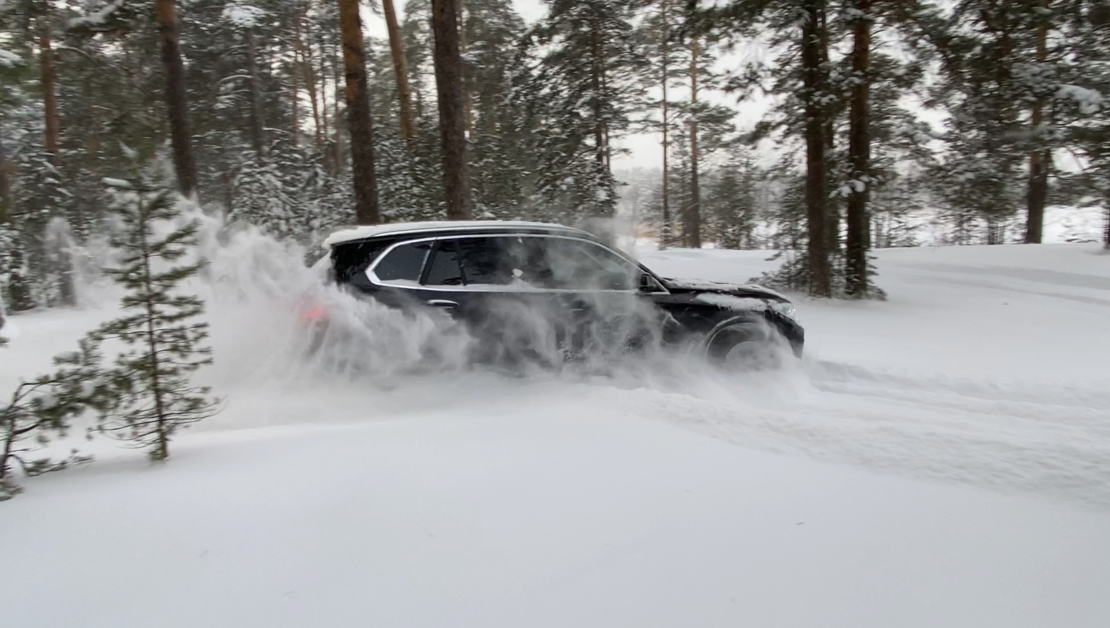 BMW X5 G05 OFF ROAD SNOW.m4v