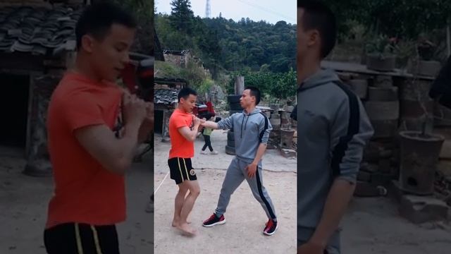 ?Wing Chun Master Daily training, Practical Self-defense Moves From kung fu смотреть онлайн