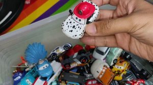 Disney Pixar Cars : Lightning Mcqueen, Cruz, Mater, Hudson, Axlerod, Finn, Frank, Guido, Mack, Guid