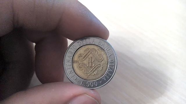 Биметаллические монеты Италия 500 лир 1993 (338) 100 лет Банку Италии смотреть онлайн
