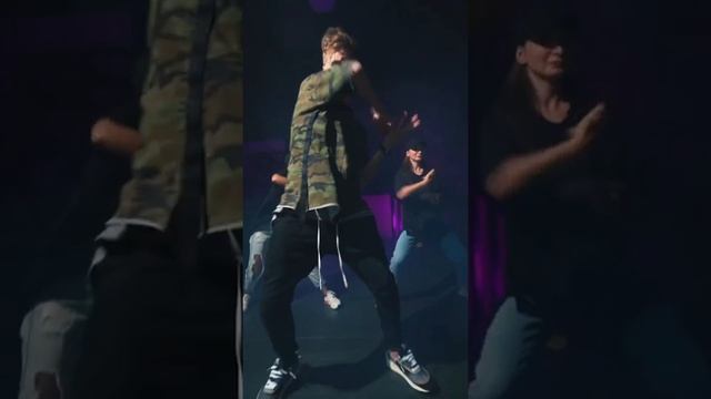 Трендовые танцы в ТикТок 2020 смотреть онлайн