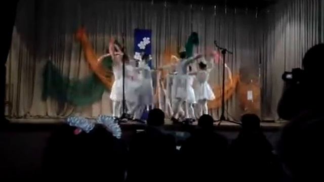 Село Иванова средняя группа танец с лентами смотреть онлайн