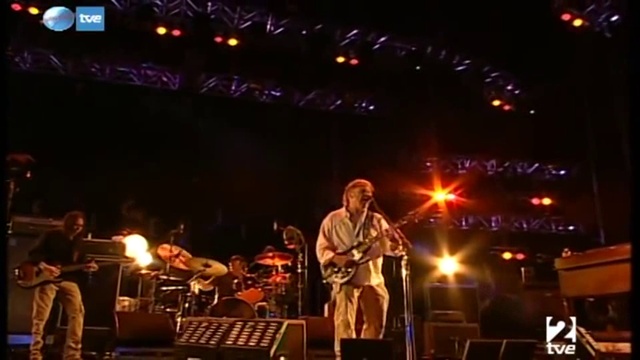 Neil Young Live-- A Day In The Life смотреть онлайн