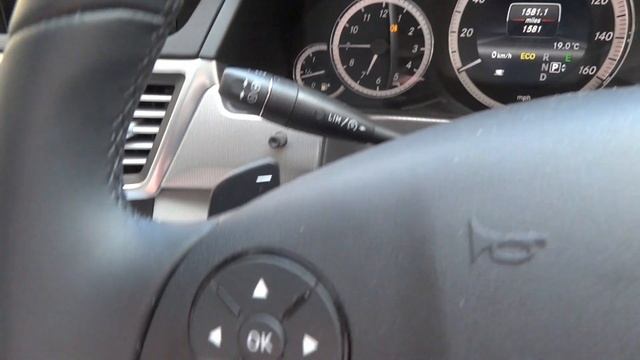 2013 Mercedes-Benz E 220 CDI Estate SE Start-Up, Full Vehicle Tour, and Night Start-Up смотреть онлайн
