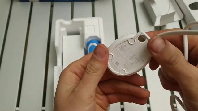 Огляд Електрична зубна щітка ORAL-B BRAUN Vitality CrossAction з Rozetka смотреть онлайн