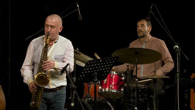 Jazz Fest Rousse 2019 / Антони Дончев Театрален Джаз Бенд - Илюзорна Свобода смотреть онлайн