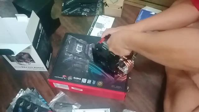 Unboxing Motherboard Asus ROG B460 Strix and Processor i9, and how to setup power computer for game смотреть онлайн