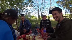 Старичок, идем на пикничок | Что едят Бомжи | Жизнь на улице | Как живут Бомжи | Жизнь бомжей