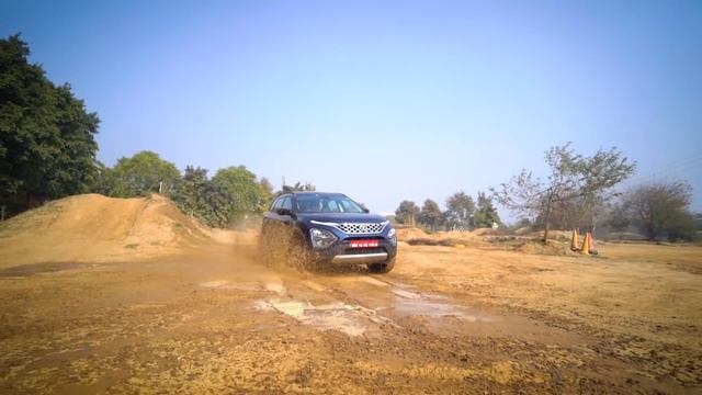 Tata Safari Automatic 2021 Review || Off the road experience || Is it good enough? смотреть онлайн