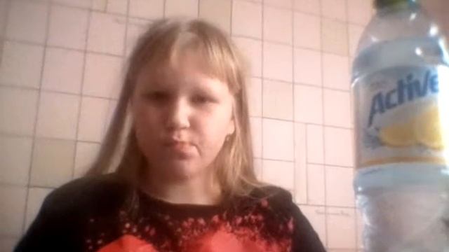 Ем чипсы за 10 минут сорян что остановила ;) смотреть онлайн