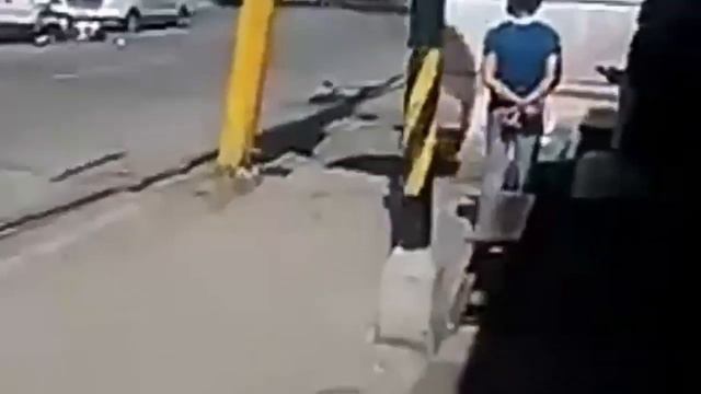 Updates:Actual Video caught after the ambush of Mayor David Navarro Clarin Misamis Occ. смотреть онлайн